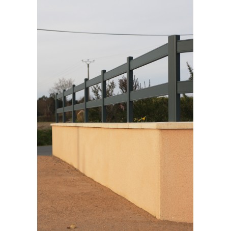 clôture avec deux lisses horizontales